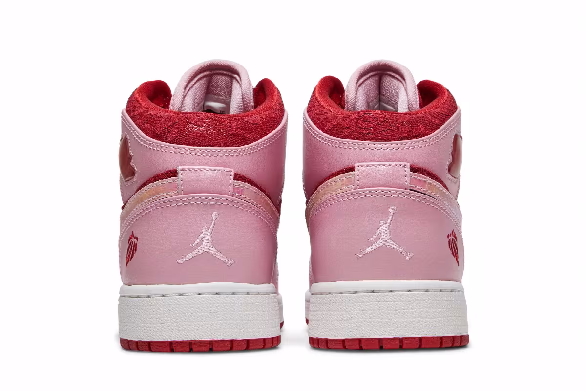 Air Jordan 1 Mid Premium GS Valentines Day, view 7
