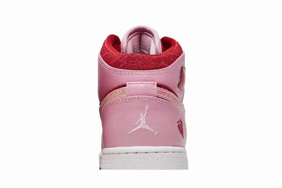 Air Jordan 1 Mid Premium GS Valentines Day, view 8