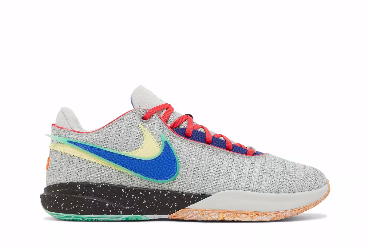 LeBron 20 Nike Lifer, view 2