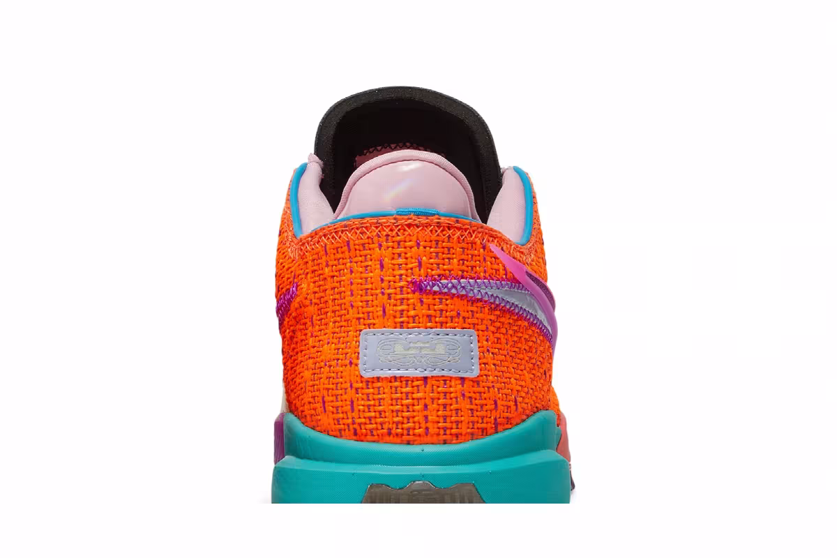 Nike LeBron 20 Chosen 1, view 8