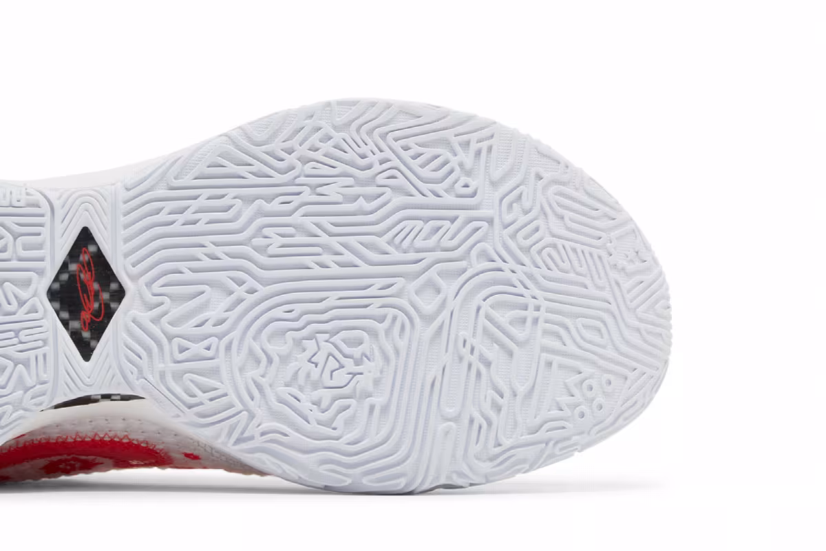 Mimi Plange x Nike LeBron 20 Premium Ceremony, view 6