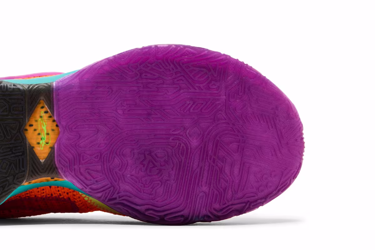 Nike LeBron 20 EP Chosen 1, view 6