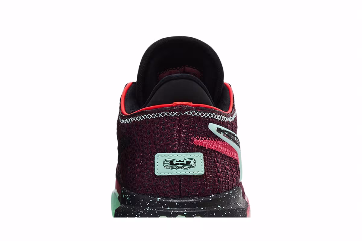 Nike LeBron 20 SE GS Night Maroon, view 8