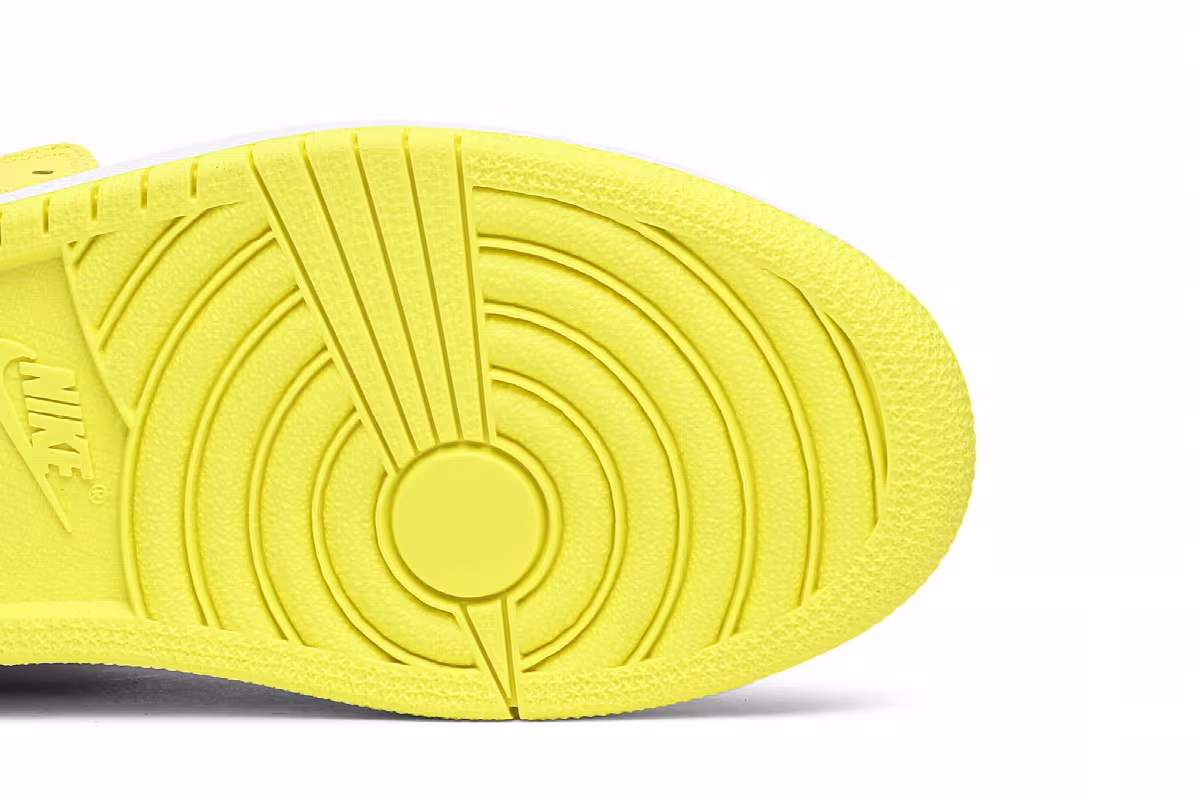 Air Jordan 1 Mid SE PS Rose Patch - Dynamic Yellow, view 6