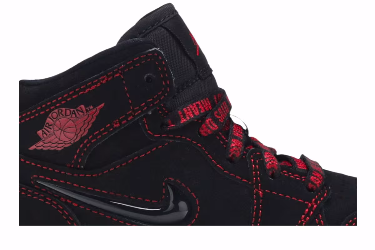 Air Jordan 1 Mid PS SE Fearless, view 3