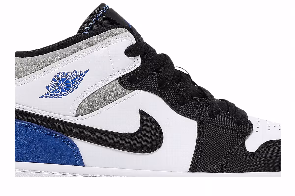 Air Jordan 1 Mid SE PS Royal Black Toe, view 3