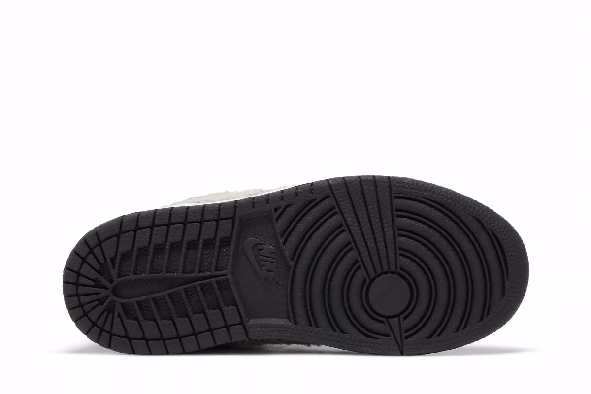 Air Jordan 1 High GP Fleece, view 5