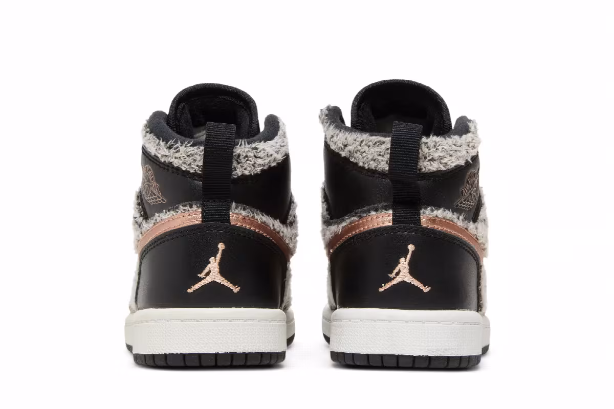 Air Jordan 1 High GP Fleece, view 7