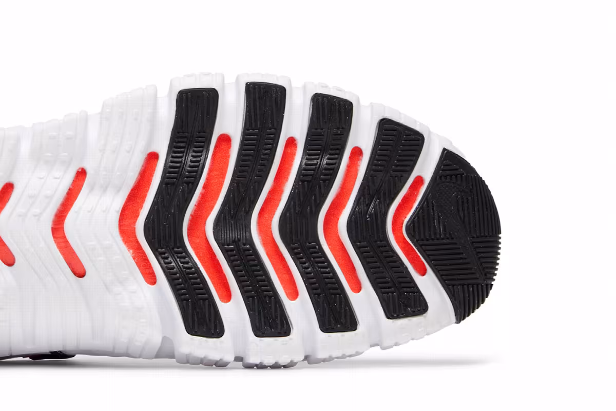 Nike Free Metcon 5 White Bright Crimson, view 6