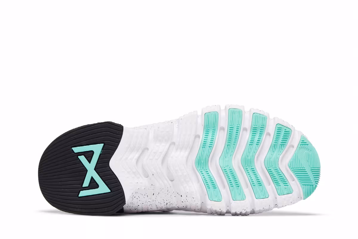 Nike Women's Free Metcon 5 White Emerald Rise, view 5