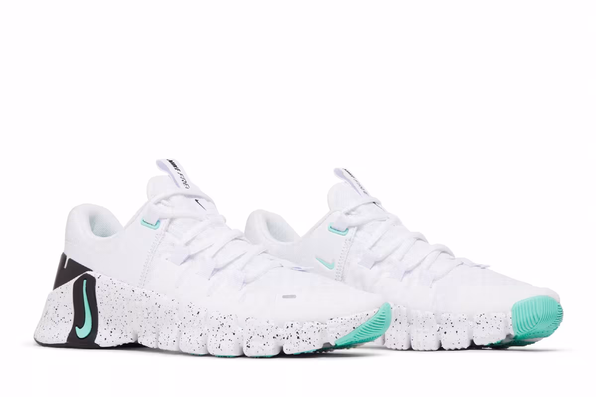 Nike Women's Free Metcon 5 White Emerald Rise, view 9