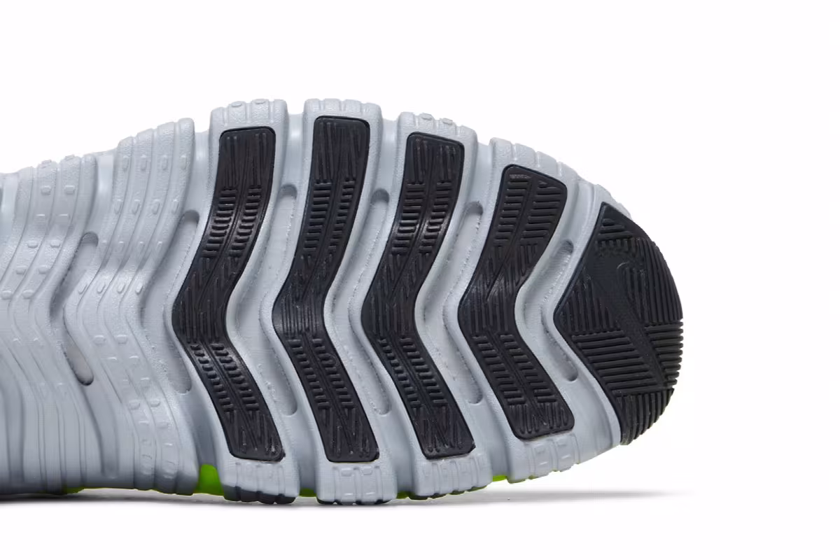 Nike Free Metcon 5 Volt Wolf Grey, view 6