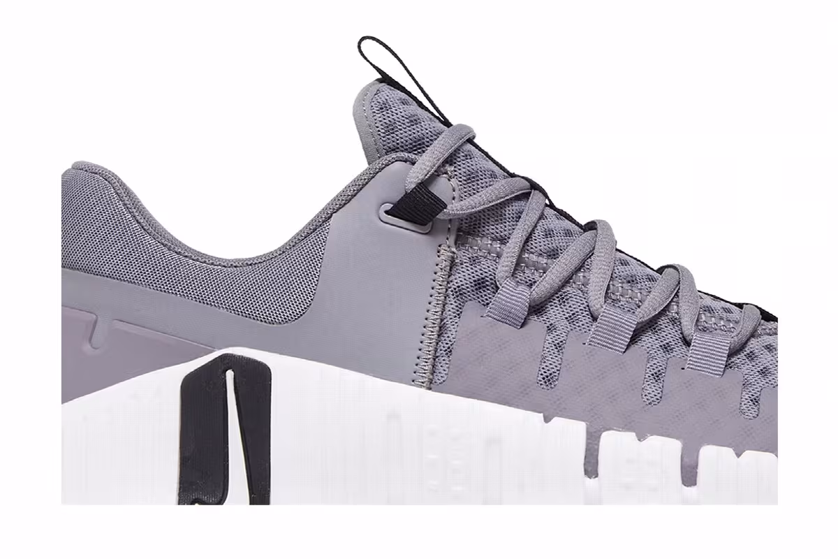 Nike Free Metcon 5 TB Gunsmoke, view 3
