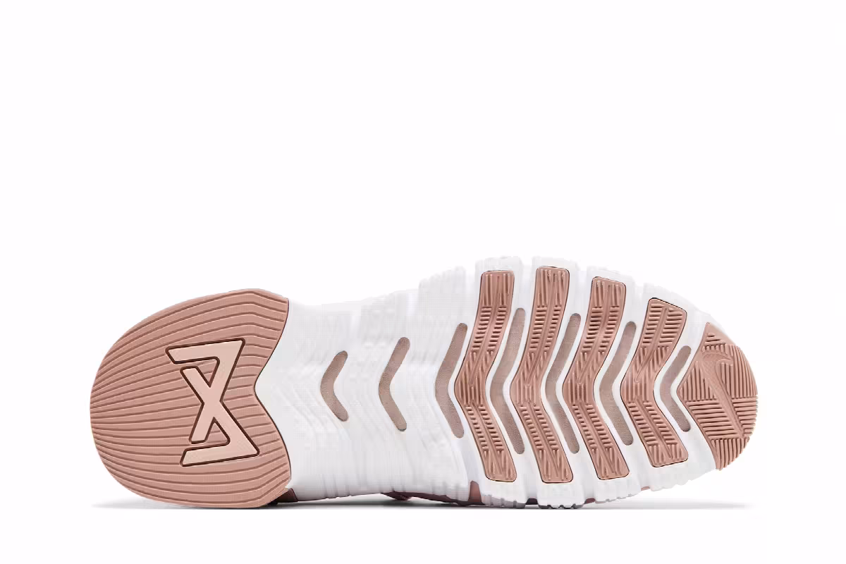 Nike Women's Free Metcon 5 Pink Oxford, view 5