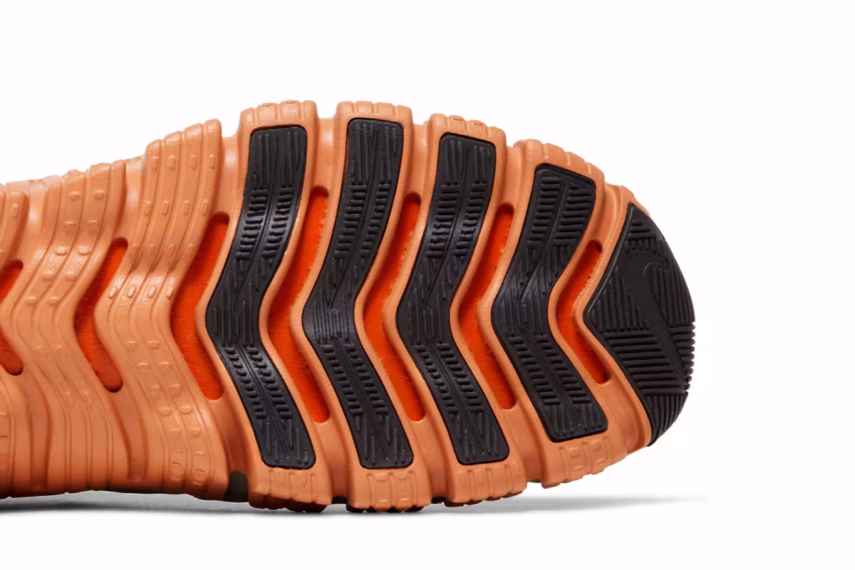 Nike Free Metcon 5 Mica Green Campfire Orange, view 6