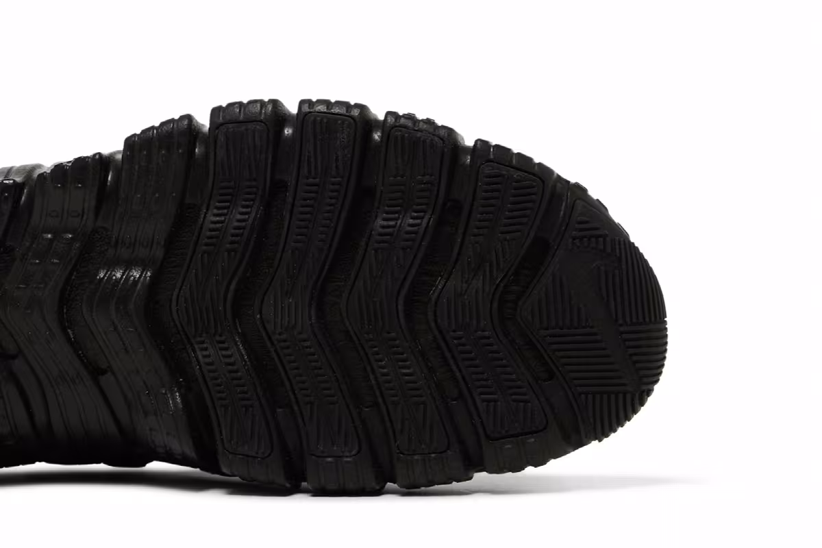 Russell Wilson x Nike Free Metcon 5 Undercover Agent, view 6