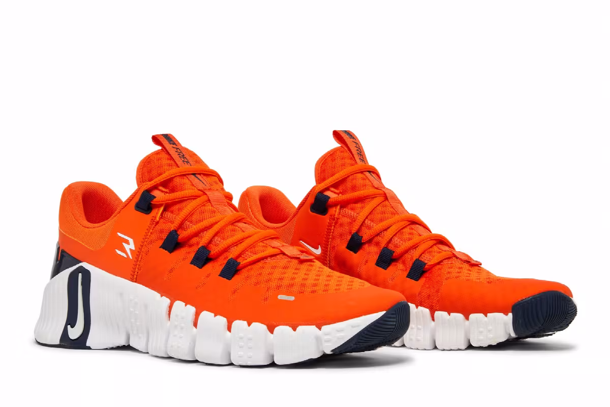 Russell Wilson x Nike Free Metcon 5 Denver Broncos, view 9