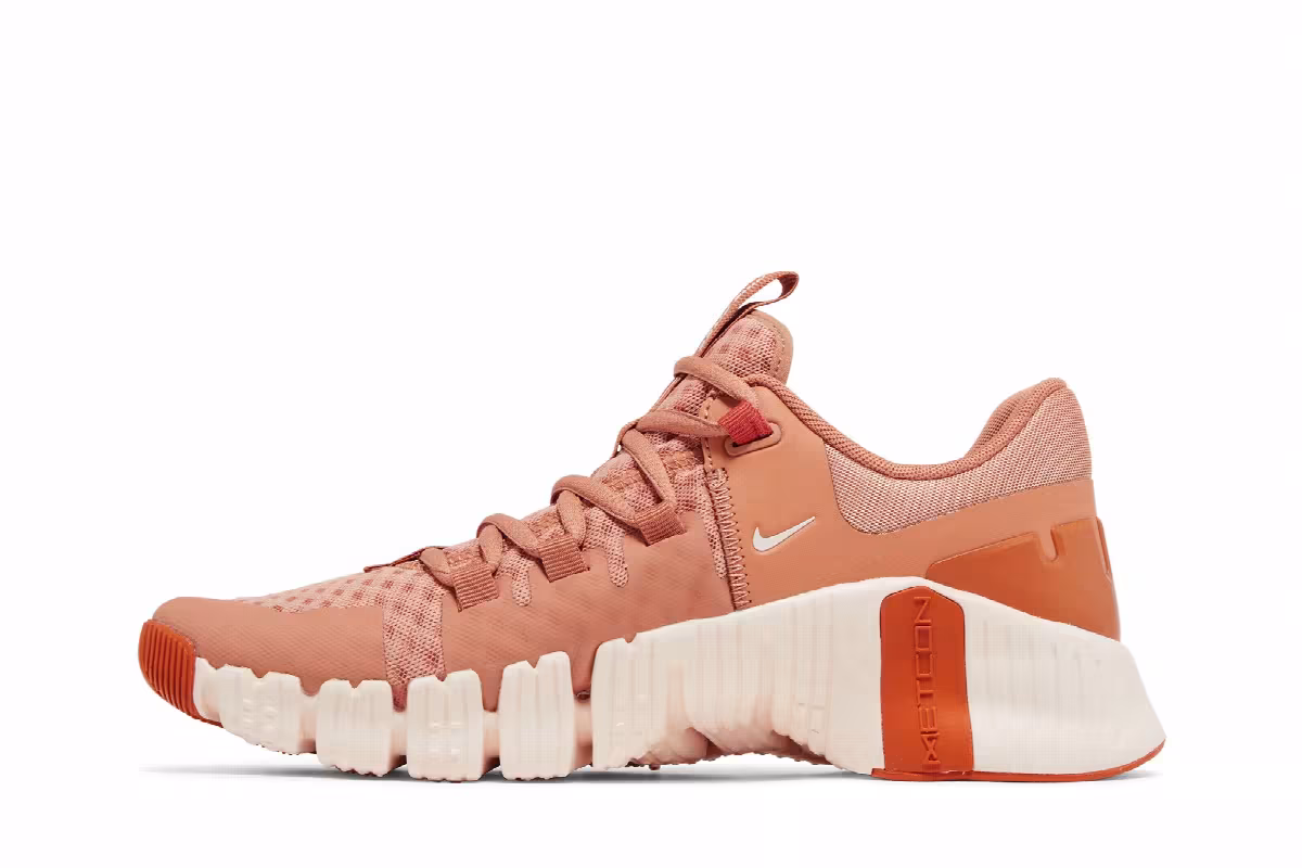 Nike Women's Free Metcon 5 Amber Brown Campfire Orange, view 4