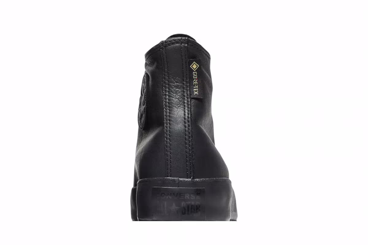 Converse Women's Chuck Taylor All Star Lugged Winter High GTX Black, view 8