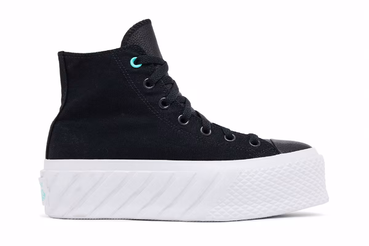 Converse Women's Chuck Taylor All Star Lift 2X High Surface Fusion - Black, view 2