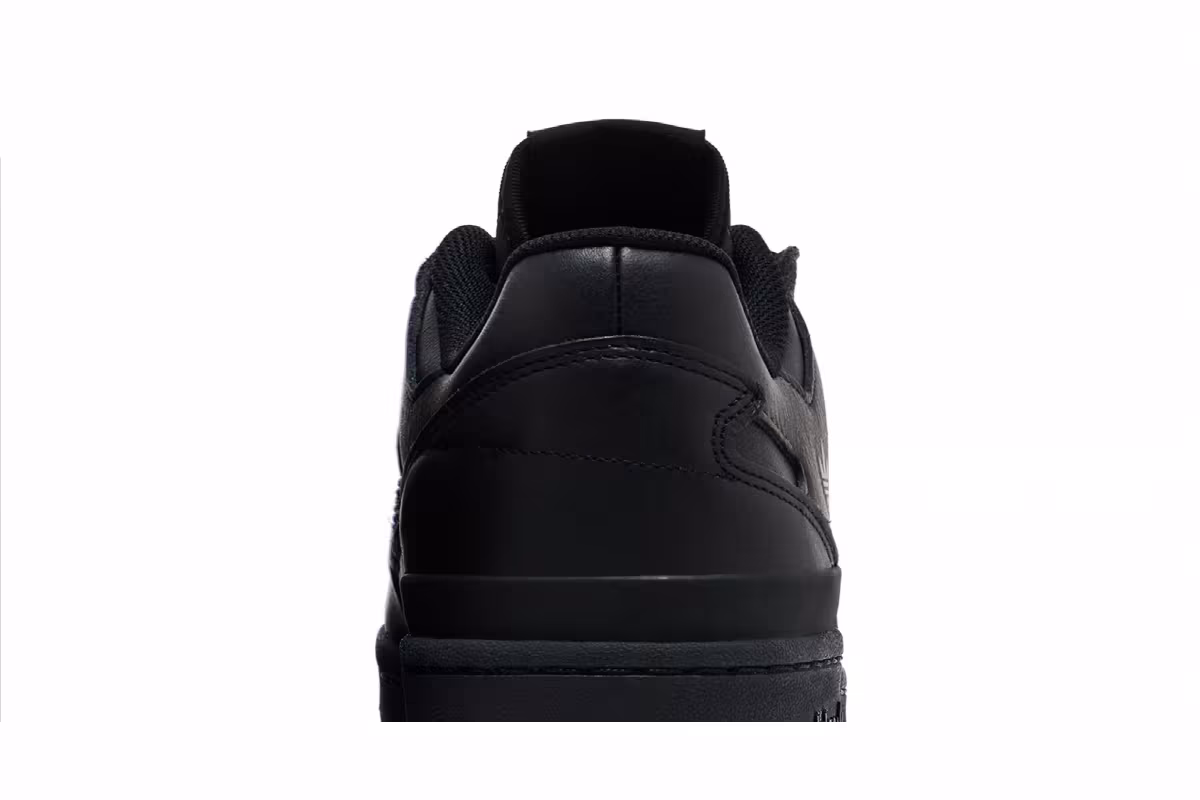 Adidas Forum Low CL Triple Black, view 8