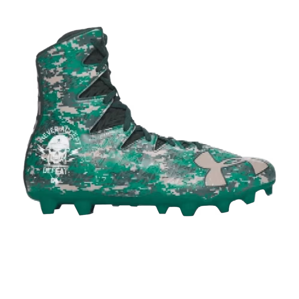 Under Armour Highlight MC LE Never Accept Defeat