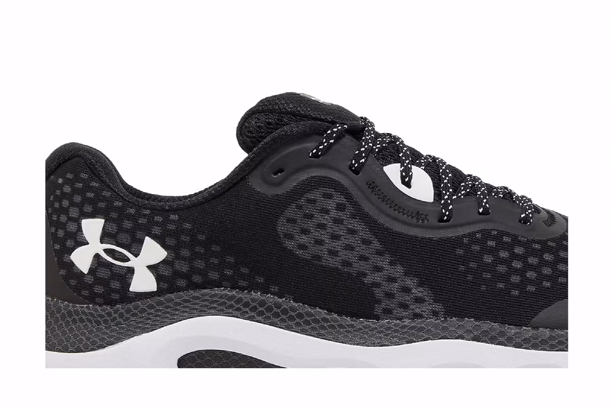 Under Armour HOVR Guardian 3 Black White, view 3