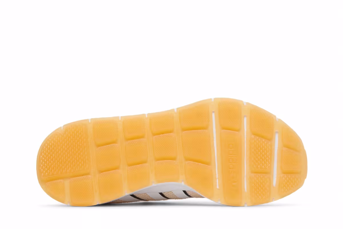 Adidas Women's Swift Run X Wonder White, view 5