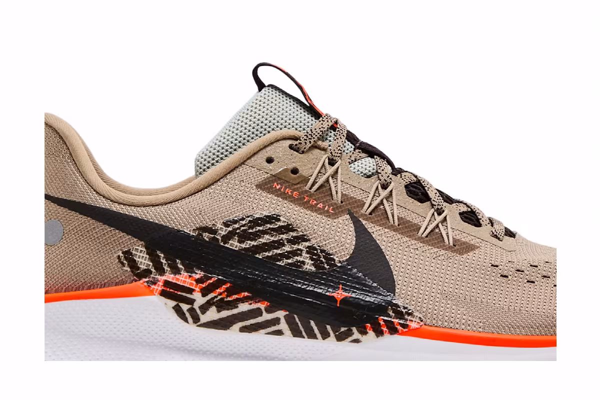 Nike Pegasus Trail 5 GS Khaki Hyper Crimson, view 3