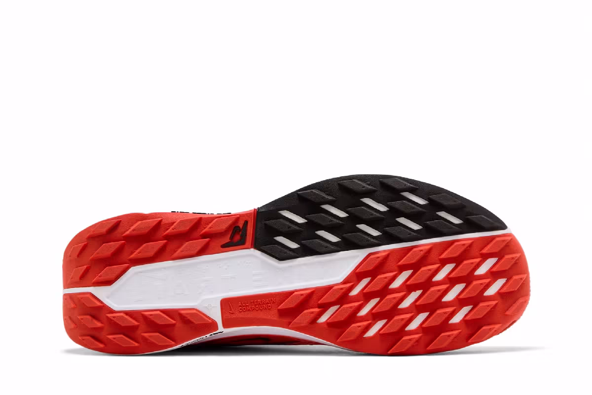 Nike Pegasus Trail 5 GS Khaki Hyper Crimson, view 5