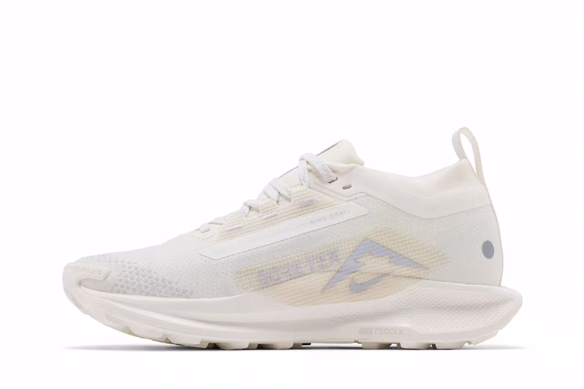 Nike Women's Pegasus Trail 5 GORE-TEX Sail Photon Dust, view 4