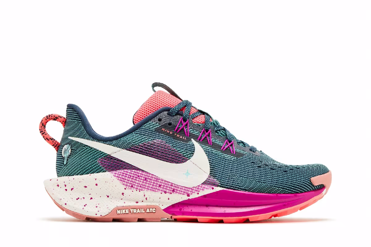 Nike Women's Pegasus Trail 5 Vivid Grape Green Frost, view 2