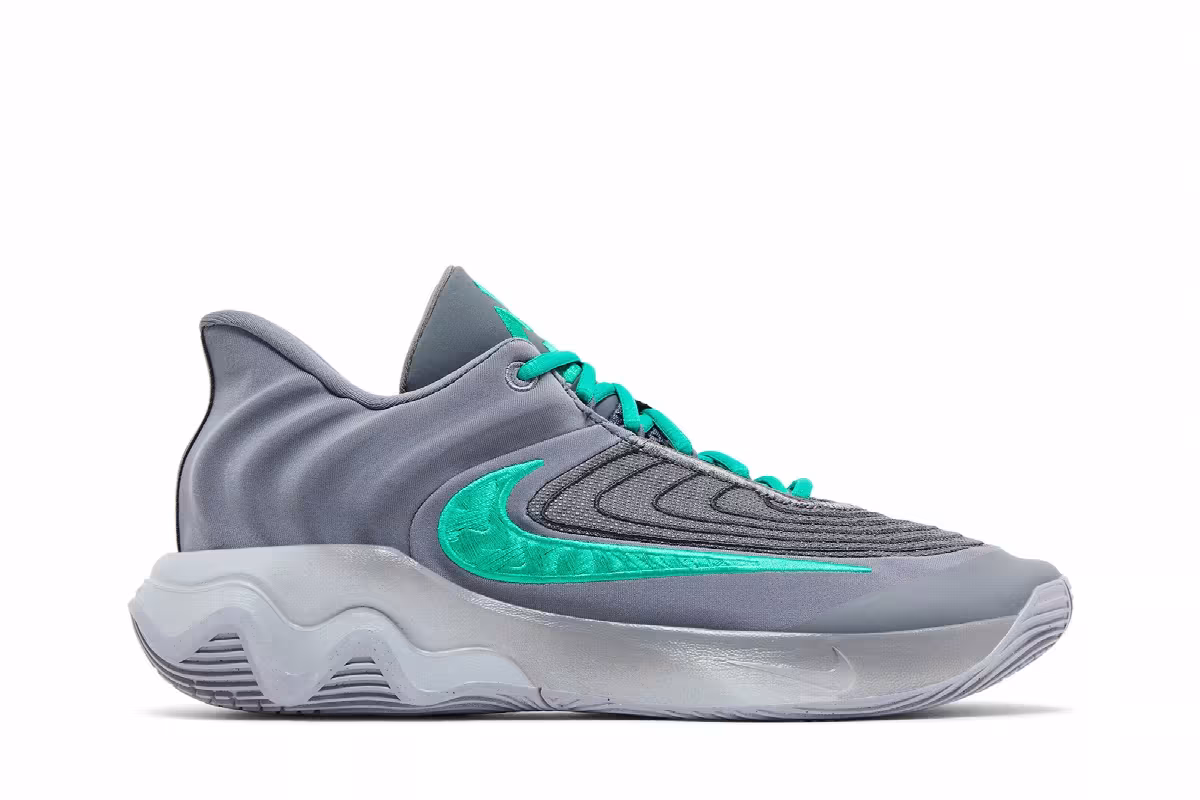 Nike Giannis Immortality 4 Smoke Grey Stadium Green, view 2