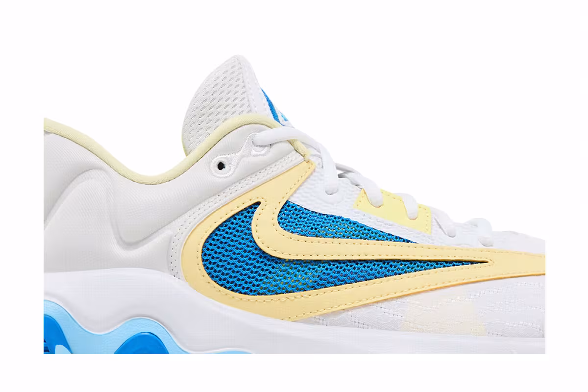 Nike Giannis Immortality 3 White Light Photo Blue, view 3
