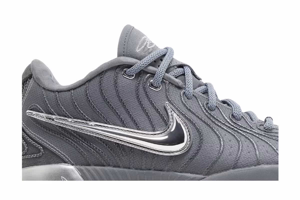 Nike Men's LeBron 21 Resilience, view 3