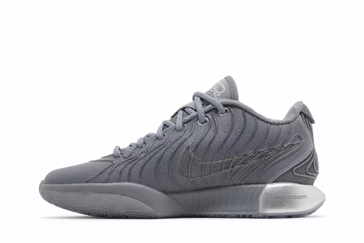 Nike Men's LeBron 21 Resilience, view 4