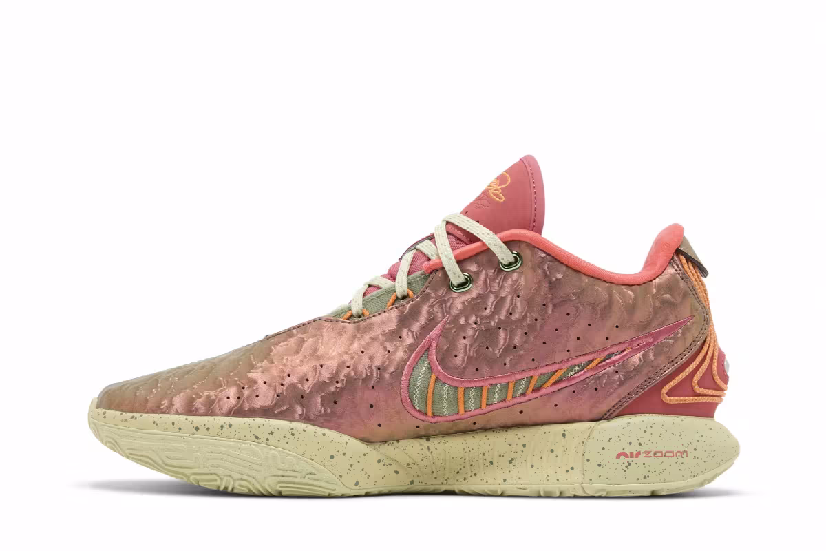 Nike LeBron 21 Queen Conch, view 4