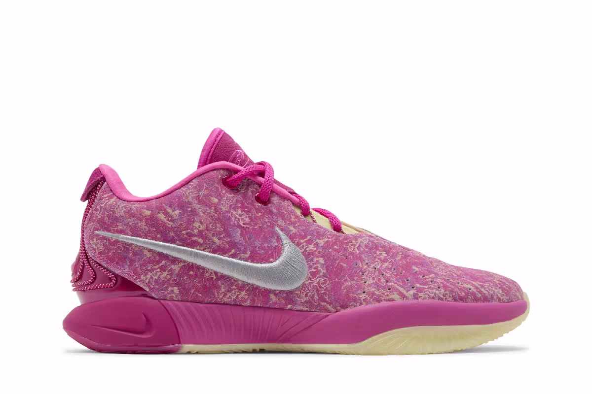 Nike LeBron 21 The World is Your Oyster, view 2