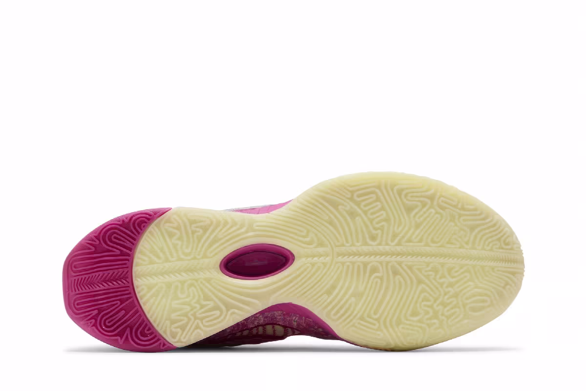 Nike LeBron 21 The World is Your Oyster, view 5