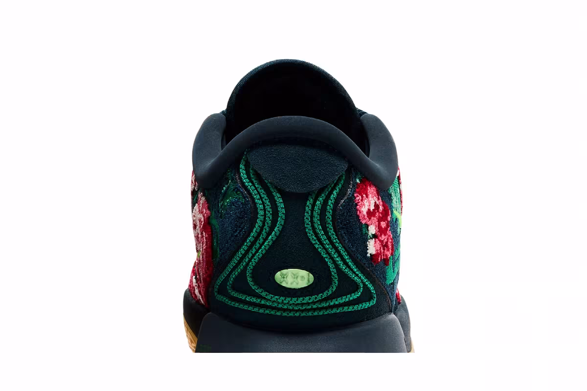 Nike LeBron 21 Premium Grandma's Couch Pack - Father of Pearl, view 8