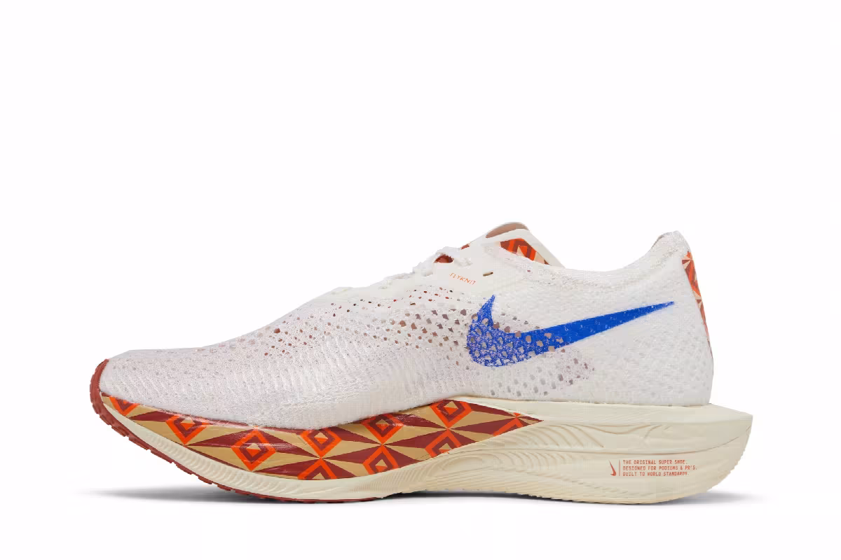 Nike ZoomX VaporFly Next% 3 Blue Ribbon Sports, view 4