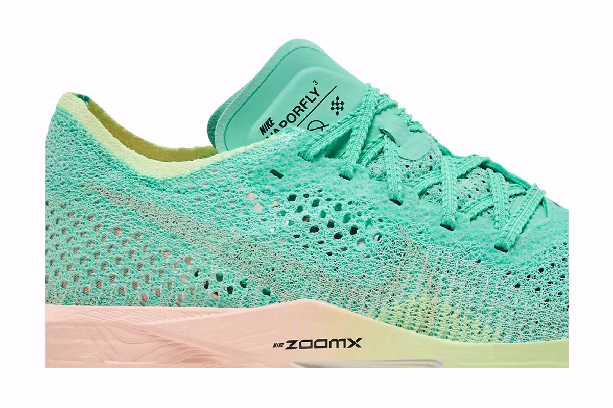 Nike Women's ZoomX VaporFly Next% 3 Mint Foam Sunset Tint, view 3