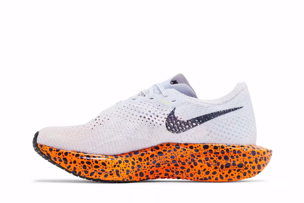 Nike Women's ZoomX VaporFly Next% 3 Electric Pack, view 4