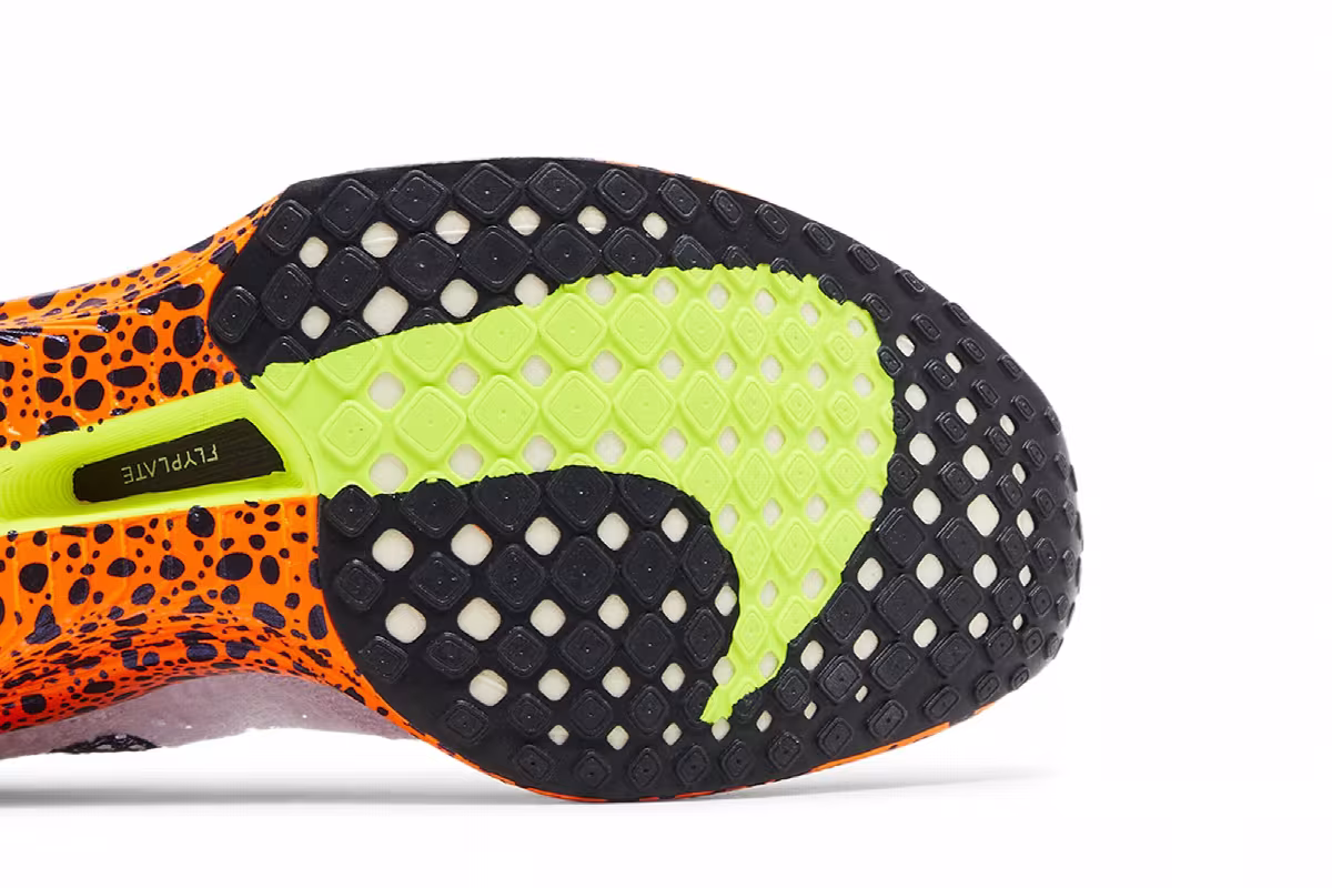 Nike Women's ZoomX VaporFly Next% 3 Electric Pack, view 6