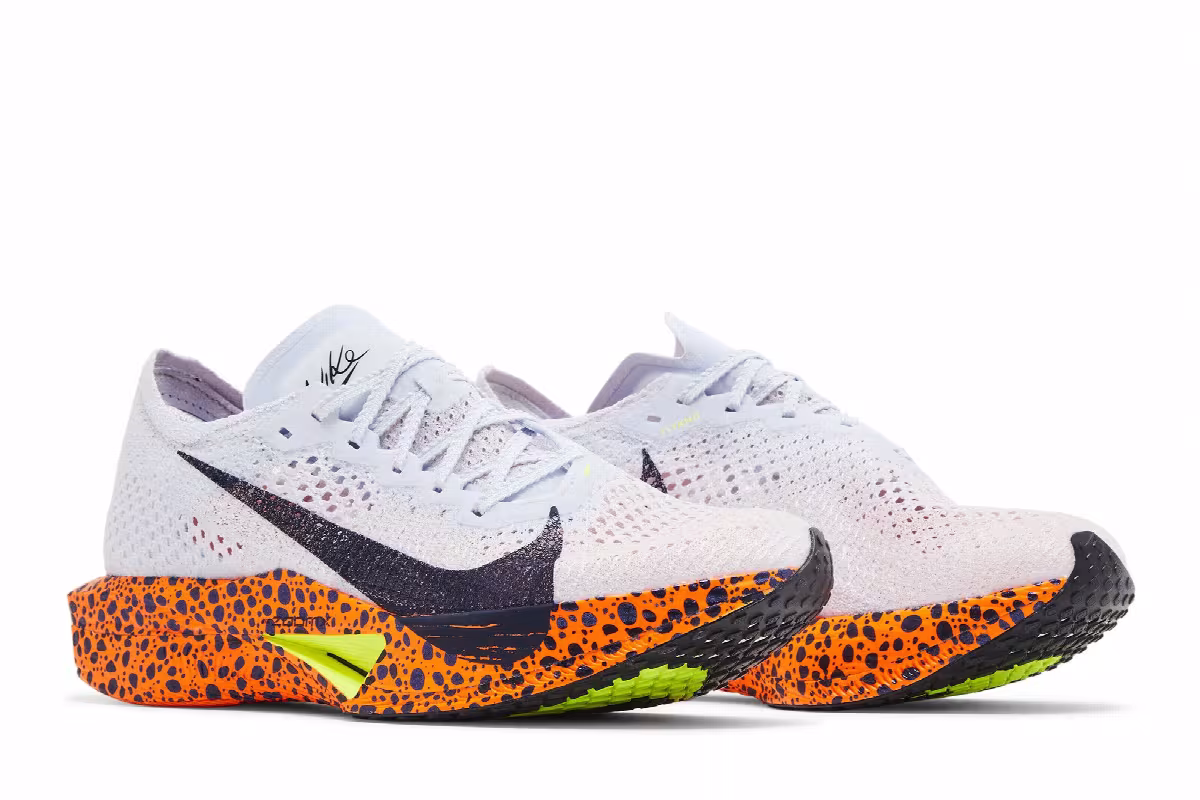 Nike Women's ZoomX VaporFly Next% 3 Electric Pack, view 9