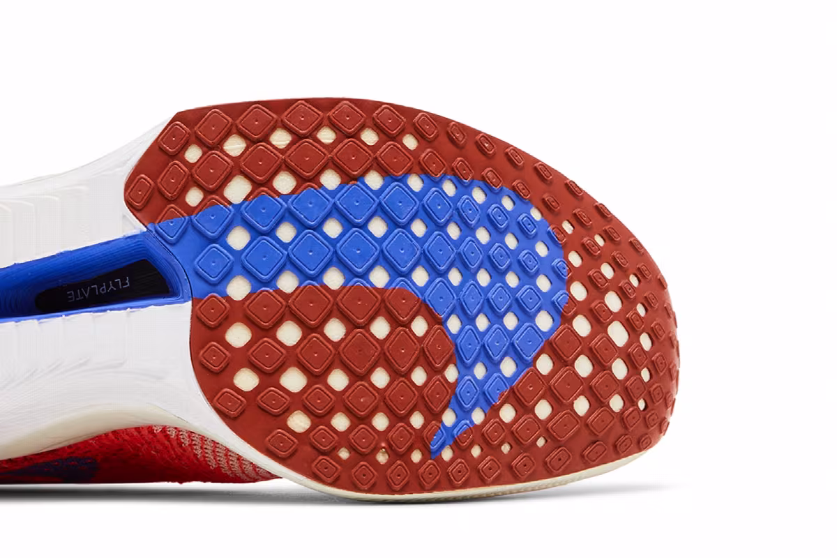 Nike ZoomX VaporFly Next% 3 University Red, view 6
