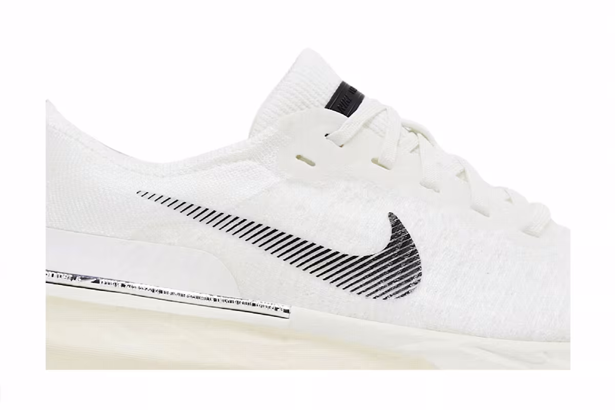 Nike Women's ZoomX Invincible 3 Summit White Black, view 3