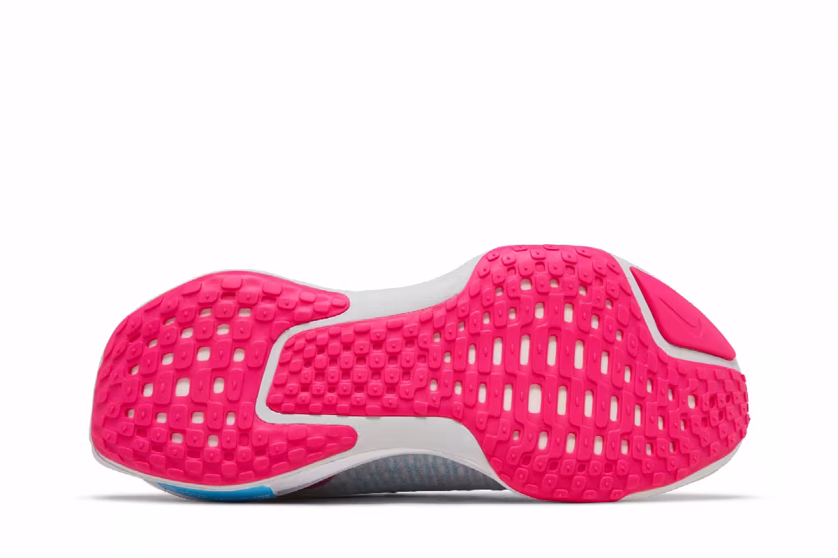 Nike ZoomX Invincible Run Flyknit 3 Resolutions, view 5