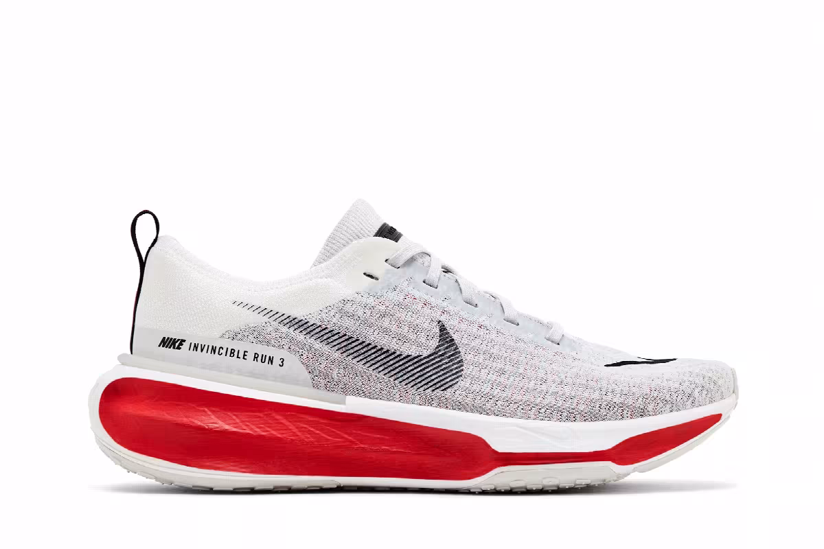 Nike ZoomX Invincible Run Flyknit 3 Cement Grey Fire Red, view 2