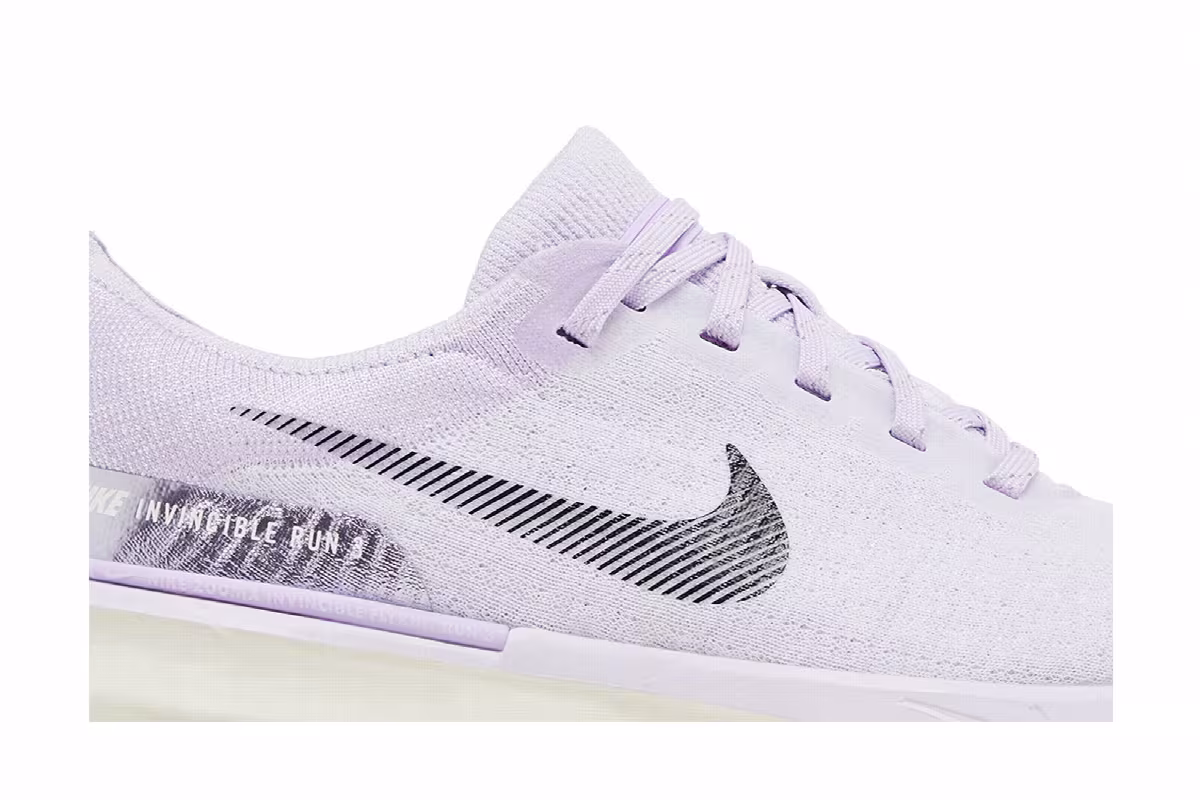 Nike Women's ZoomX Invincible 3 Barely Grape Black, view 3